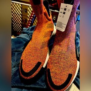 Size 16 men’s basketball shoes new w/ tags